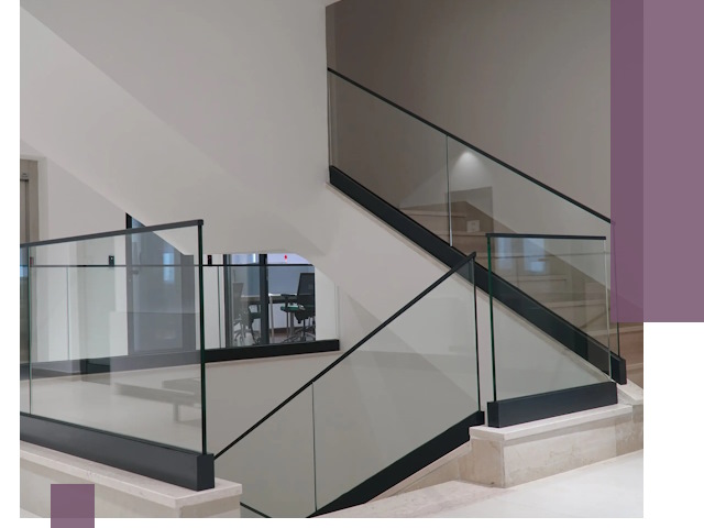 Стеклянные перила премиум-класса с установкой в Тулуне