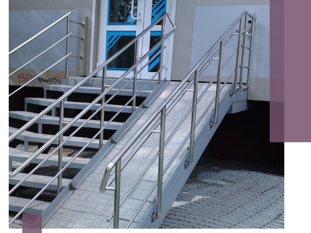 Пандус на крыльцо под ключ в Тулуне: монтаж и изготовление