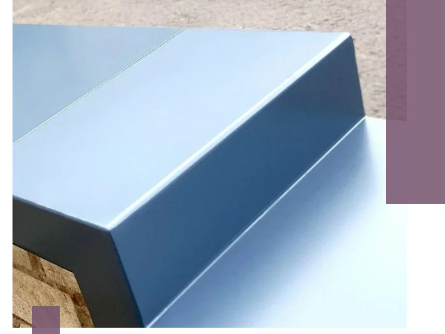 Крышки на парапет в Тулуне: изготовление и монтаж под ключ